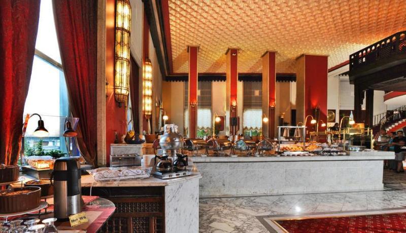 Shepheard Hotel Cairo Exterior photo
